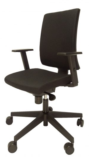 Ergonominė kėdė Navigo su sinchroniniu mechanizmu.