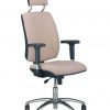 Ergonominė kėdė Quatro HRU su reguliuojamais porankiais.