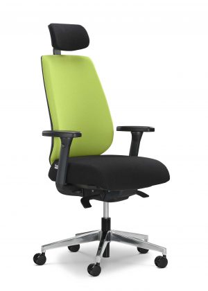 Ergonominė kėdė Vacatio su sinchroniniu mechanizmu.